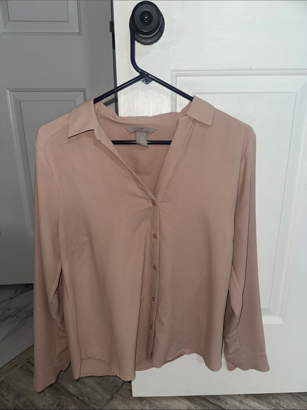 H&M button up top